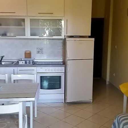 Grbesa Διαμέρισμα Τρογκίρ