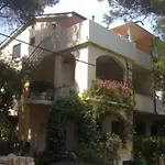 Grbesa * טרוגיר